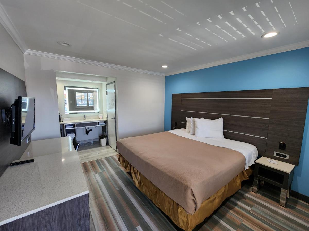 Travelodge Inn & Suites By Wyndham Fullerton Dış mekan fotoğraf