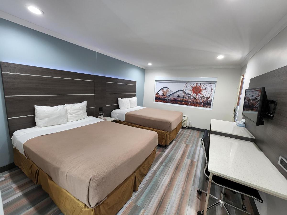 Travelodge Inn & Suites By Wyndham Fullerton Dış mekan fotoğraf
