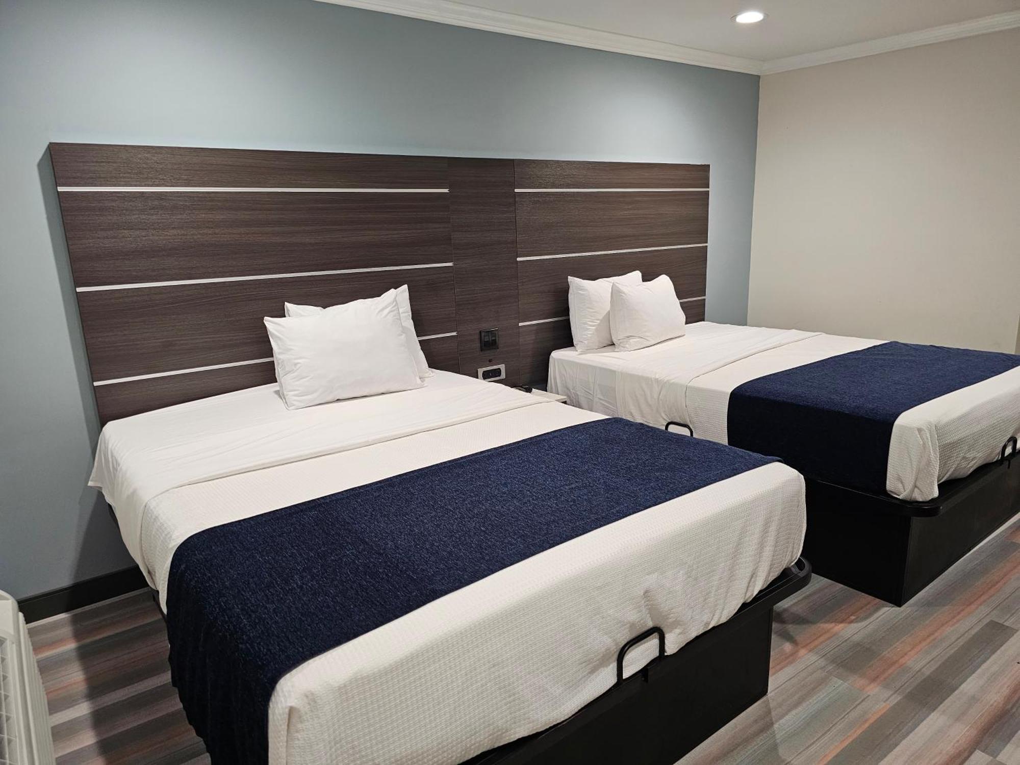 Travelodge Inn & Suites By Wyndham Fullerton Dış mekan fotoğraf