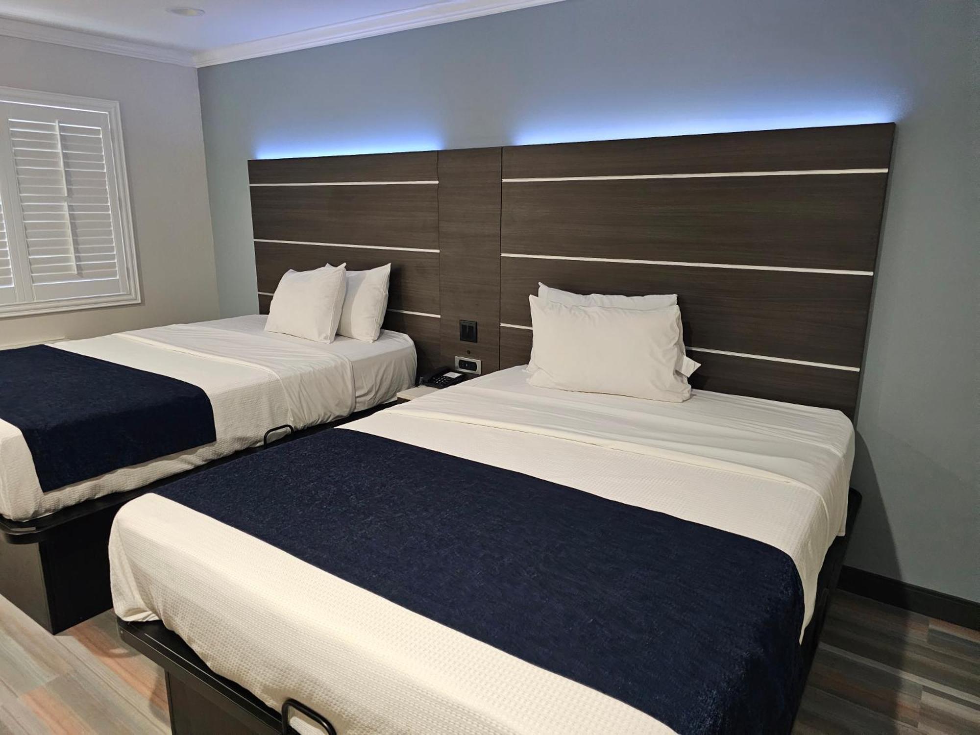 Travelodge Inn & Suites By Wyndham Fullerton Dış mekan fotoğraf