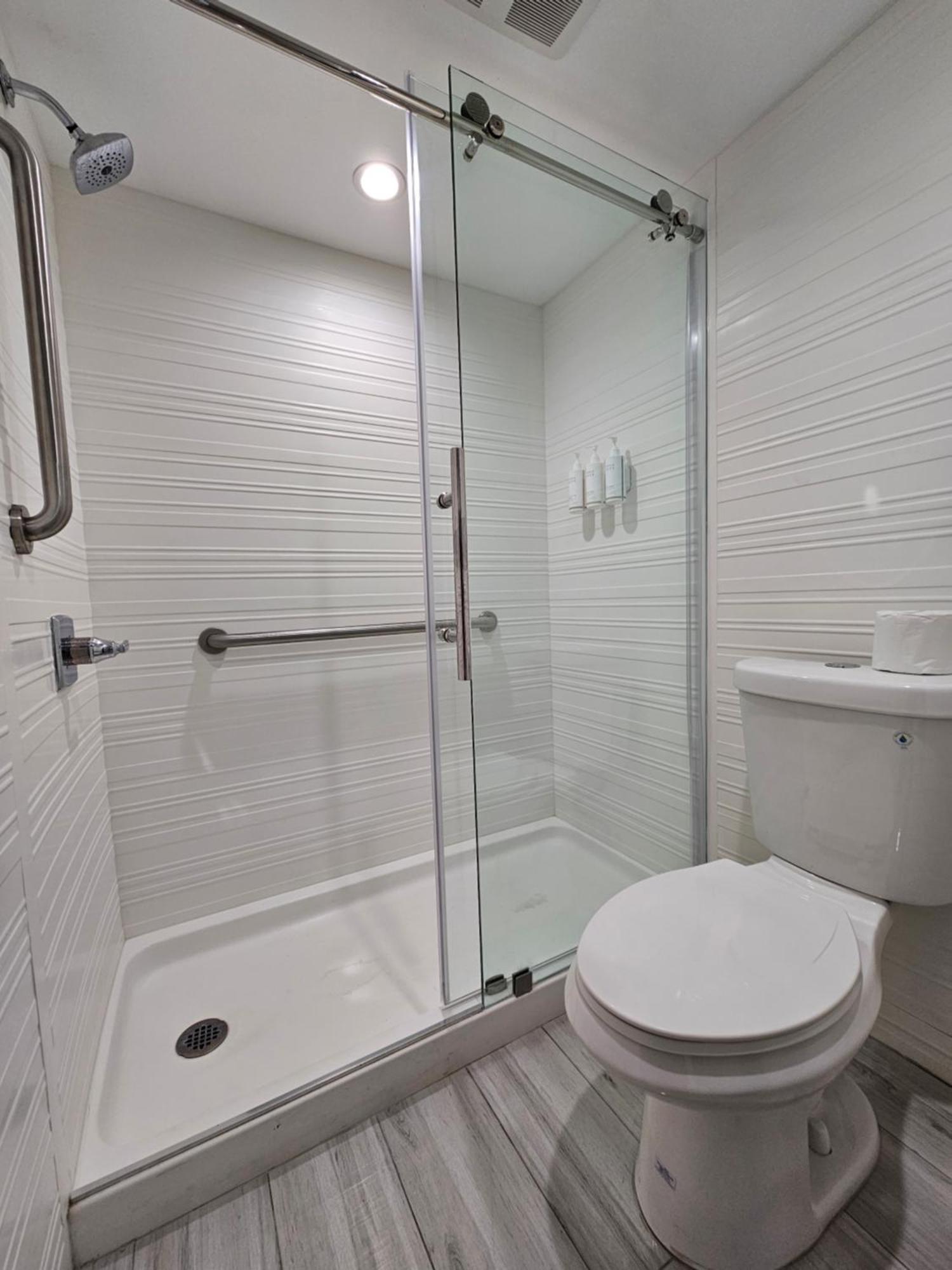 Travelodge Inn & Suites By Wyndham Fullerton Dış mekan fotoğraf