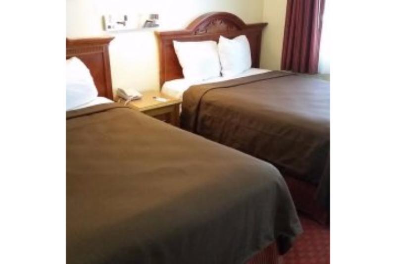 Travelodge Inn & Suites By Wyndham Fullerton Dış mekan fotoğraf